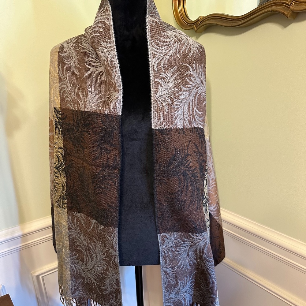 Kaleidos Accessory Moda Italian Scarf NWT